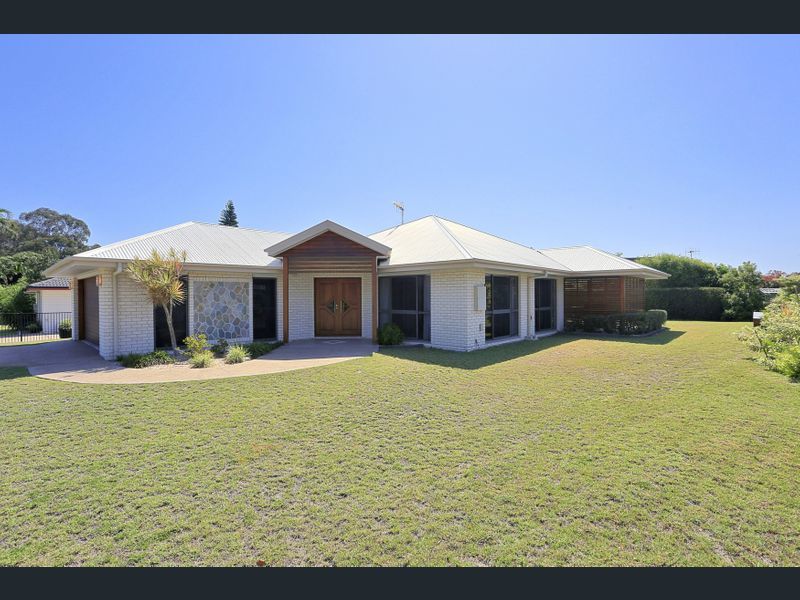 19 LORIKEET AVE, WOODGATE, 4660