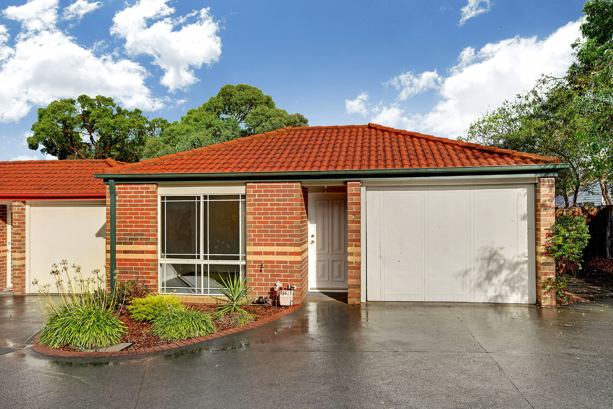 74 EASTFIELD ROAD, CROYDON SOUTH, 3136