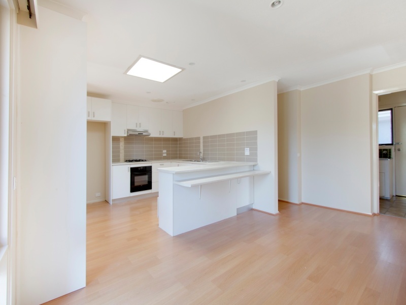 51 BEECH ST, LANGWARRIN, 3910