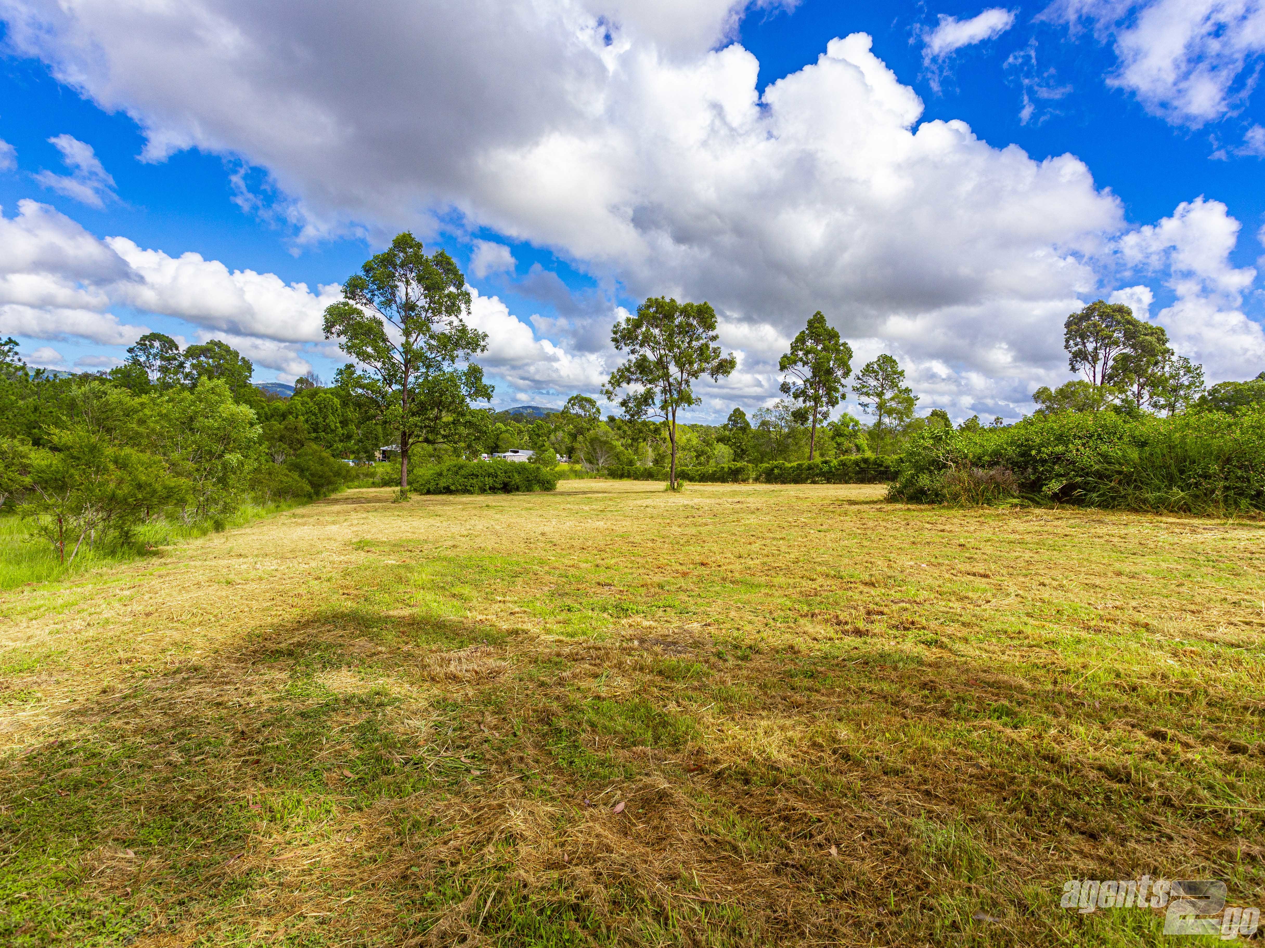 LOT 223 BECKMANNS ROAD, GLENWOOD, 4570