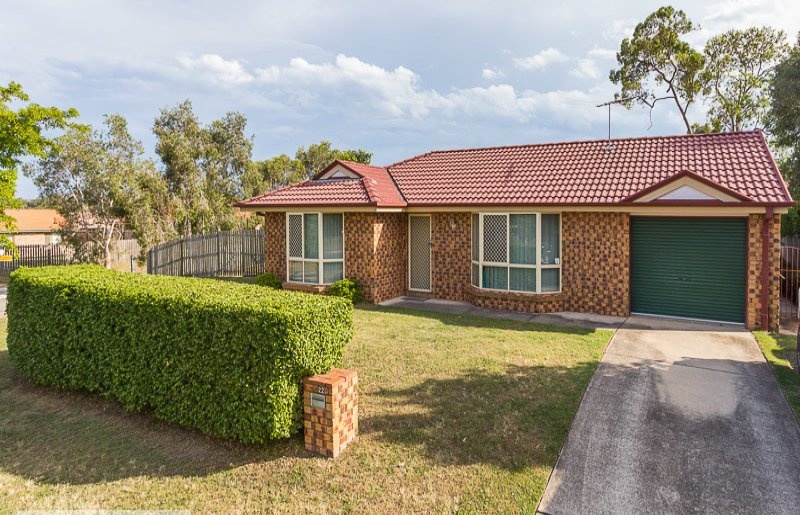 22 ROBERT SOUTH STREET, CRESTMEAD, 4132