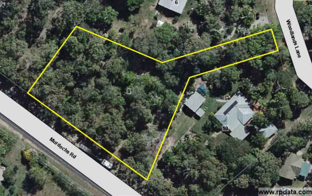 8 WOODLANDS LANE, MOORE PARK BEACH, 4670