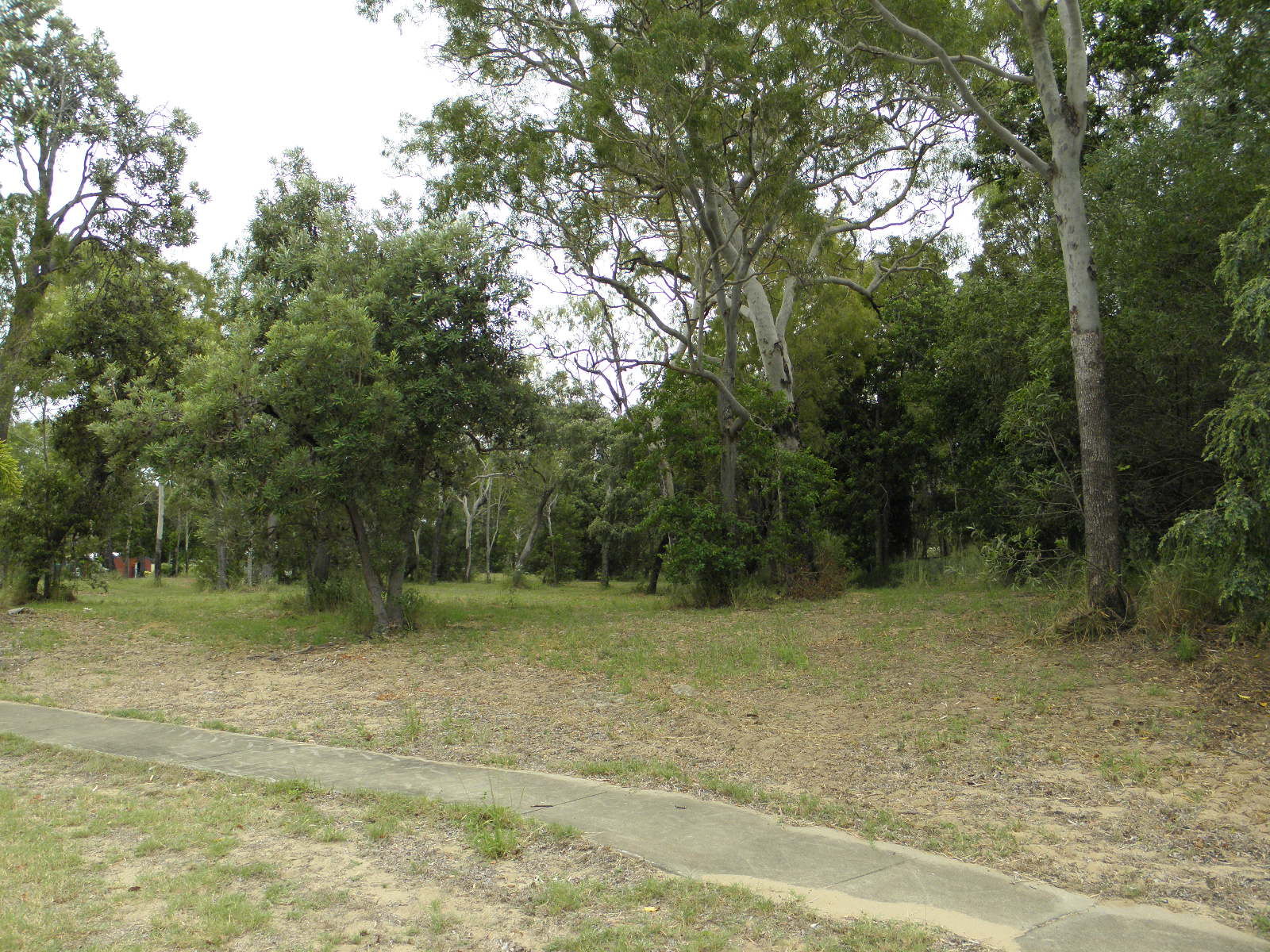 7 CROWN COURT, MOORE PARK BEACH, 4670