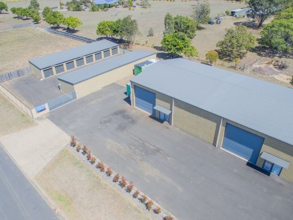 2 SEMUT CT, MOORE PARK BEACH, 4670