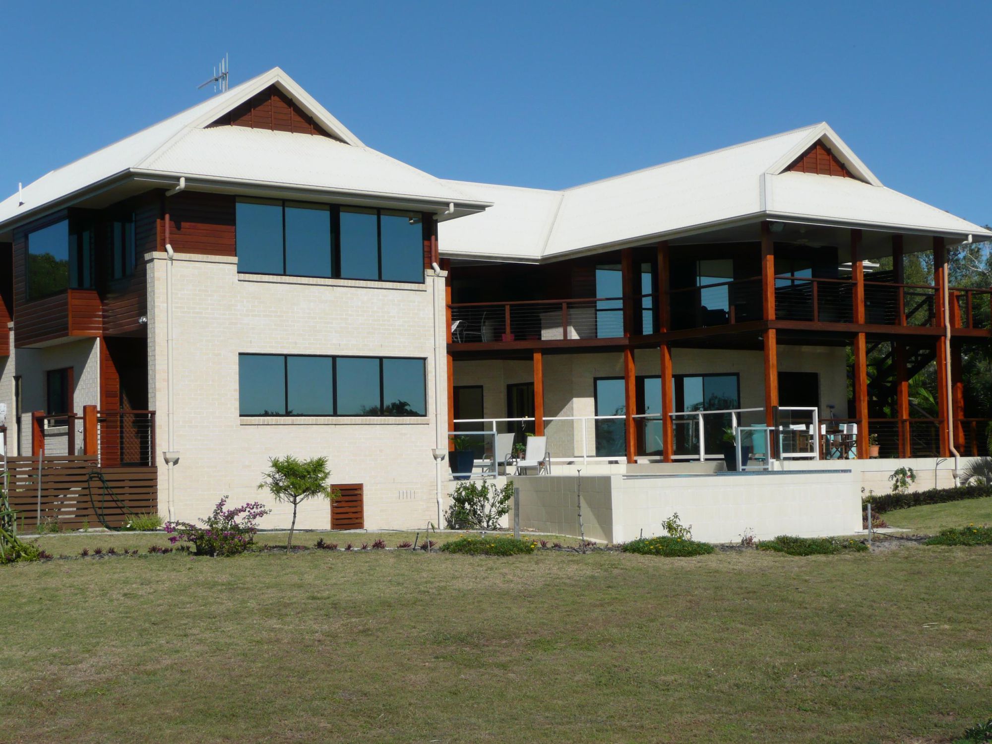 126 SYLVAN DRIVE, MOORE PARK BEACH, 4670