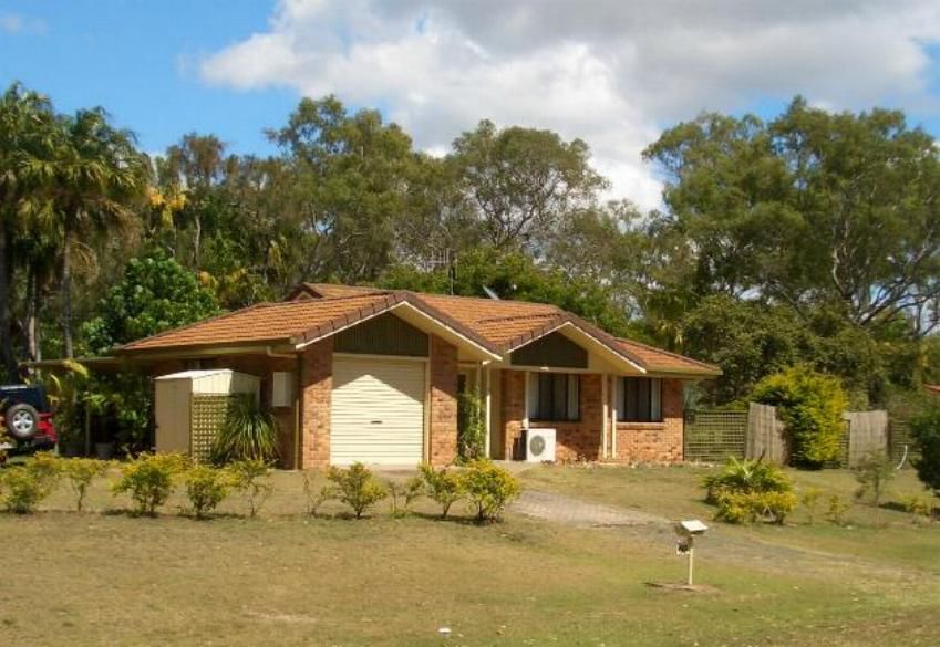 60 MOORE PARK ROAD, MOORE PARK BEACH, 4670