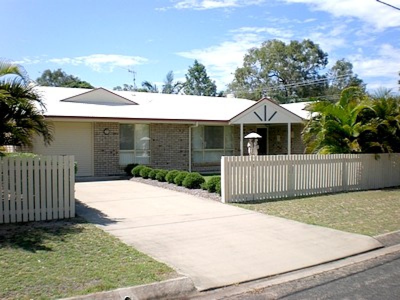 20 MOORE PARK ROAD, MOORE PARK BEACH, 4670