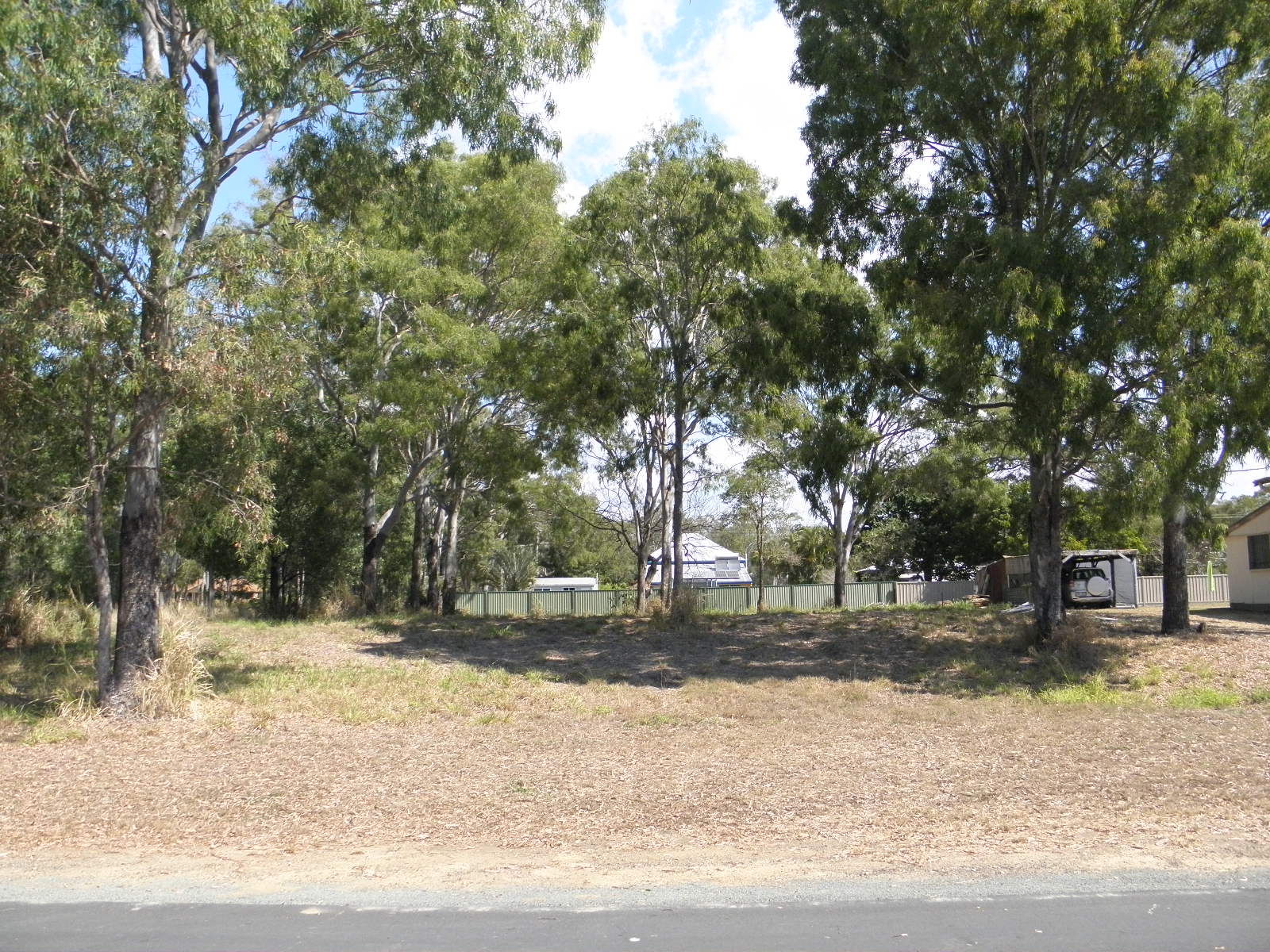 24 KINDT STREET, MOORE PARK BEACH, 4670