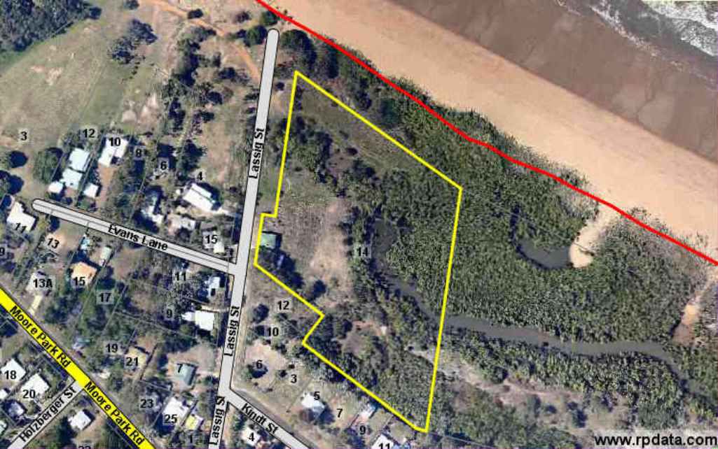 14 LASSIG STREET, MOORE PARK BEACH, 4670