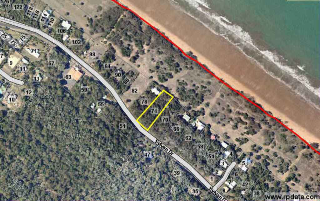 74 SYLVAN DRIVE, MOORE PARK BEACH, 4670