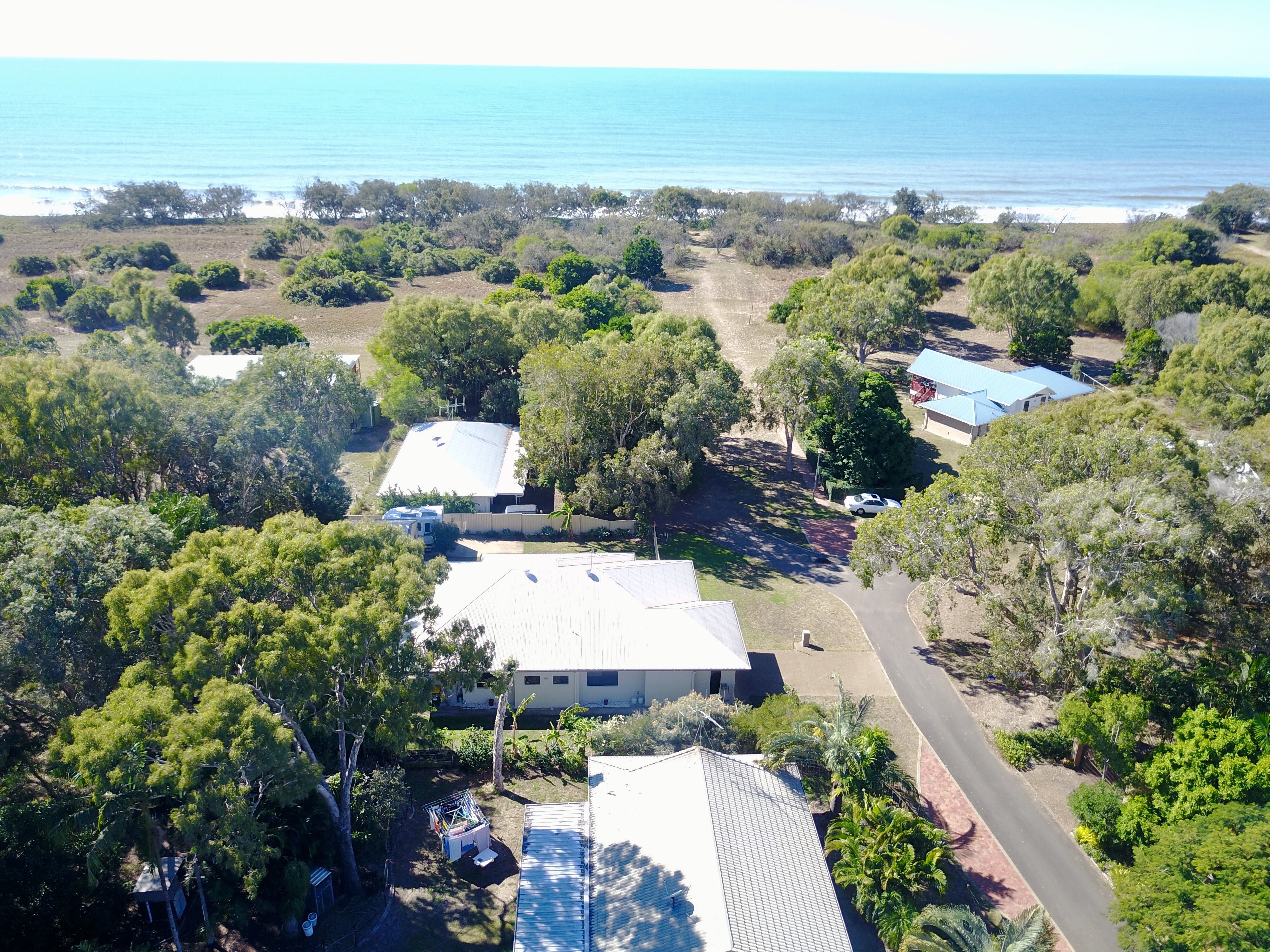 1 KURRAWA CT, MOORE PARK BEACH, 4670