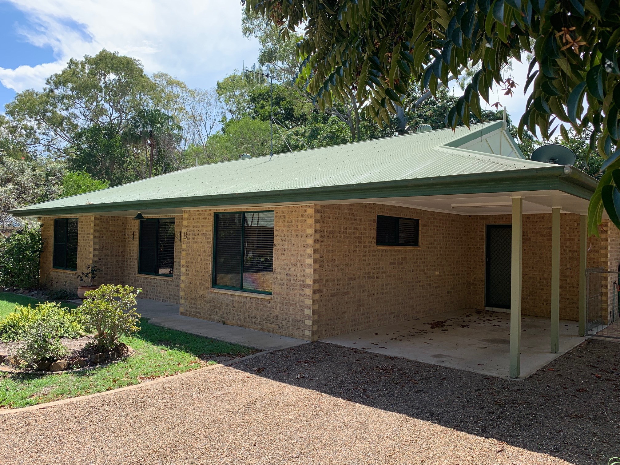 37B PLUM TREE CRES, MOORE PARK BEACH, 4670