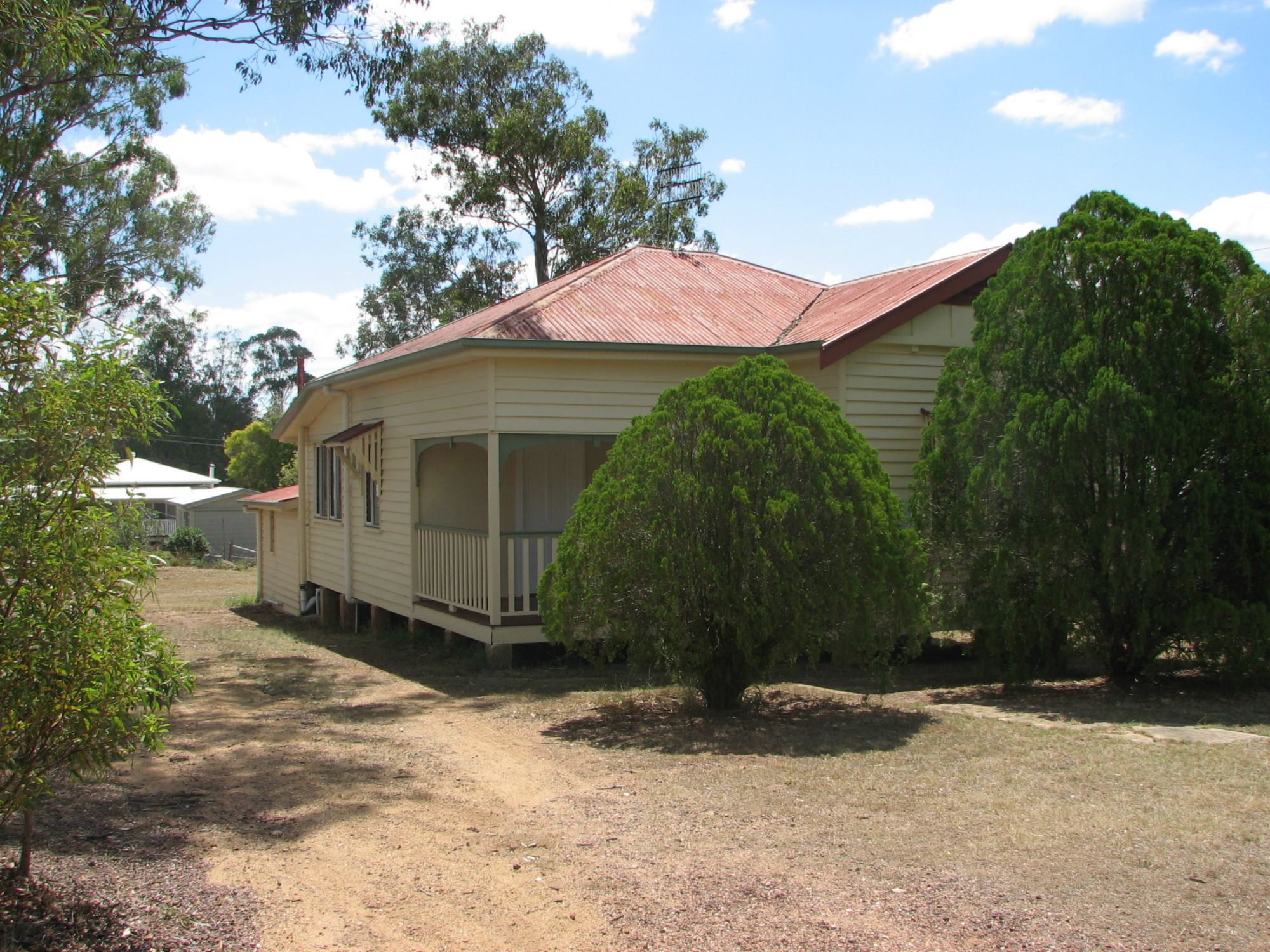75 BAYNES STREET, WONDAI, 4606