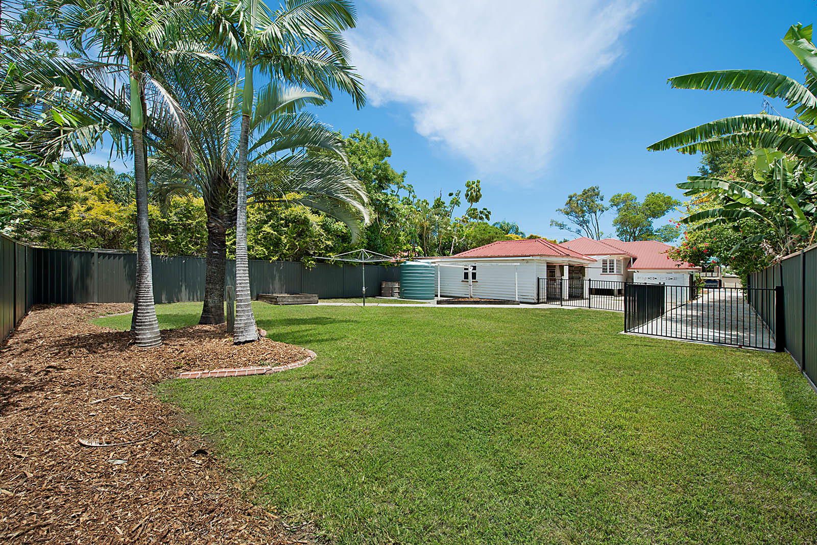 26 FINNIE RD, DEAGON, 4017
