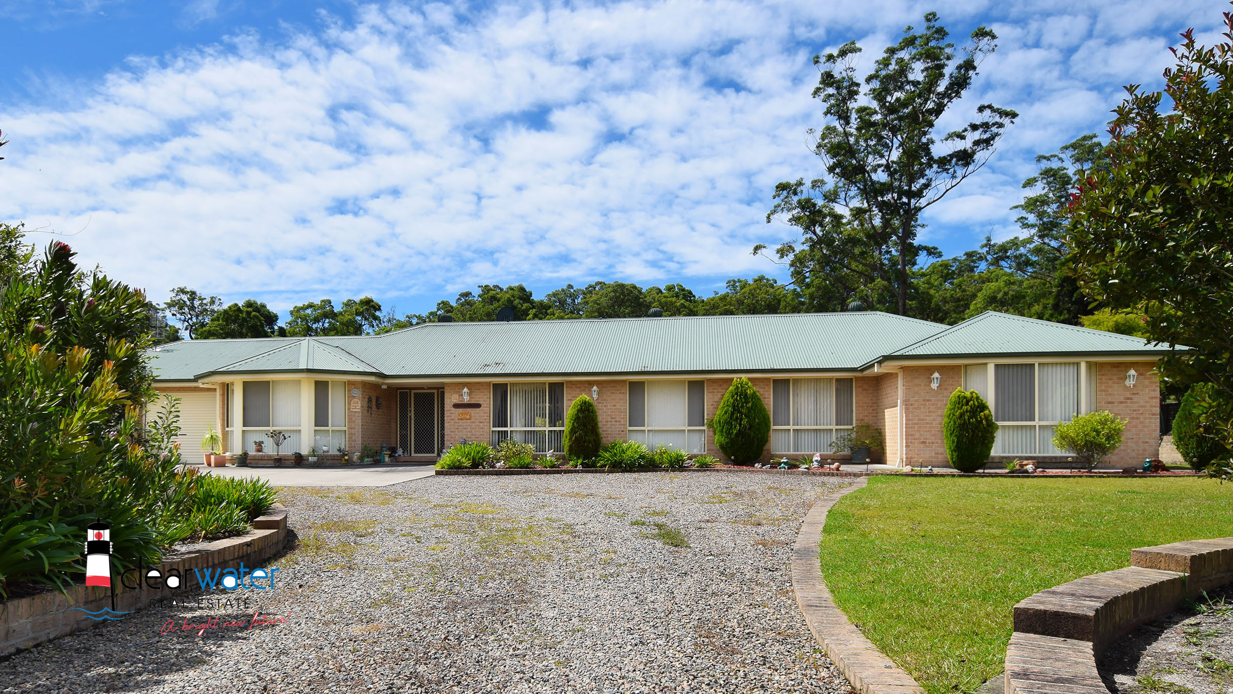 28 BOOBOOK CT, BODALLA, 2545