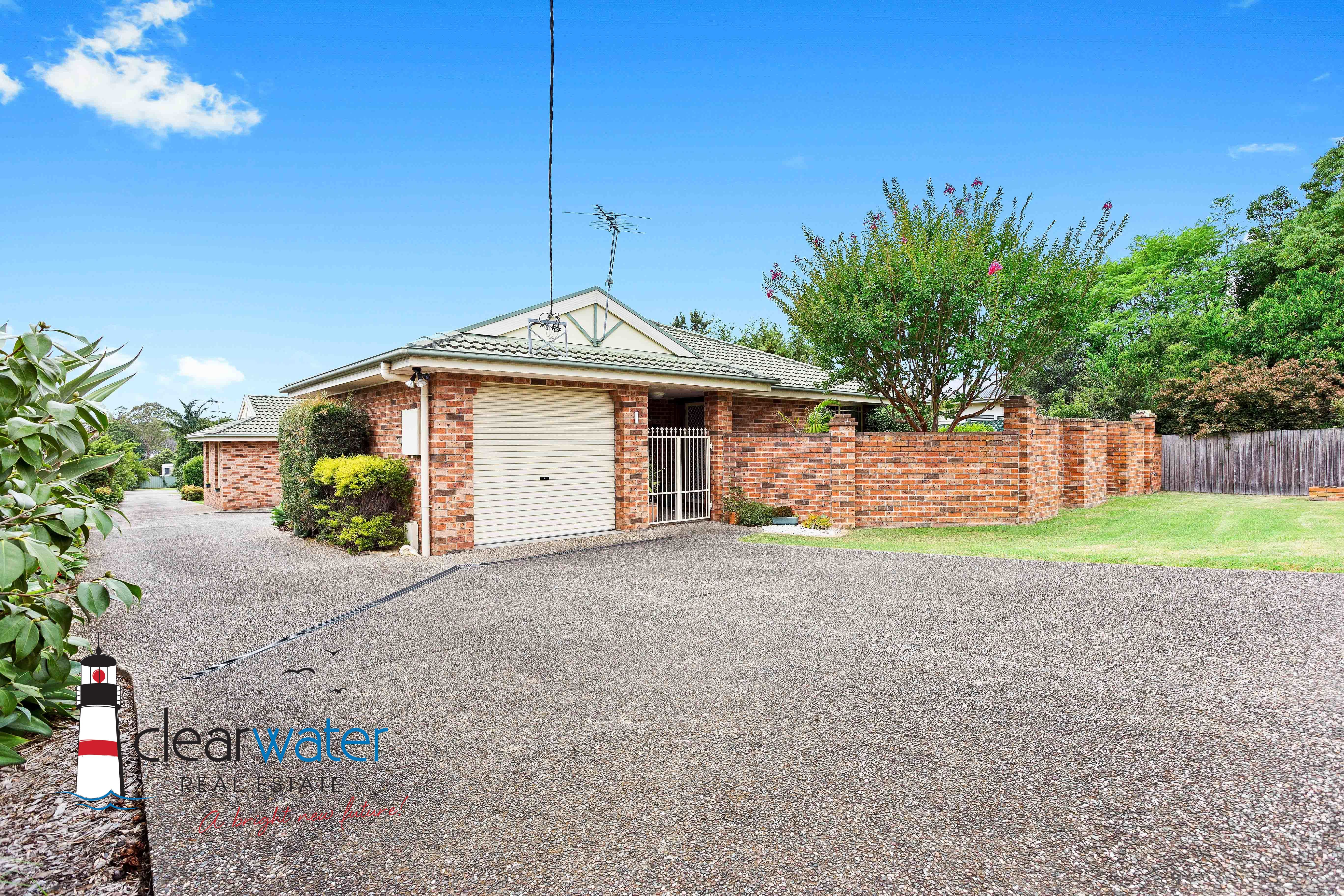 1/8 THOMAS STREET, MORUYA, 2537