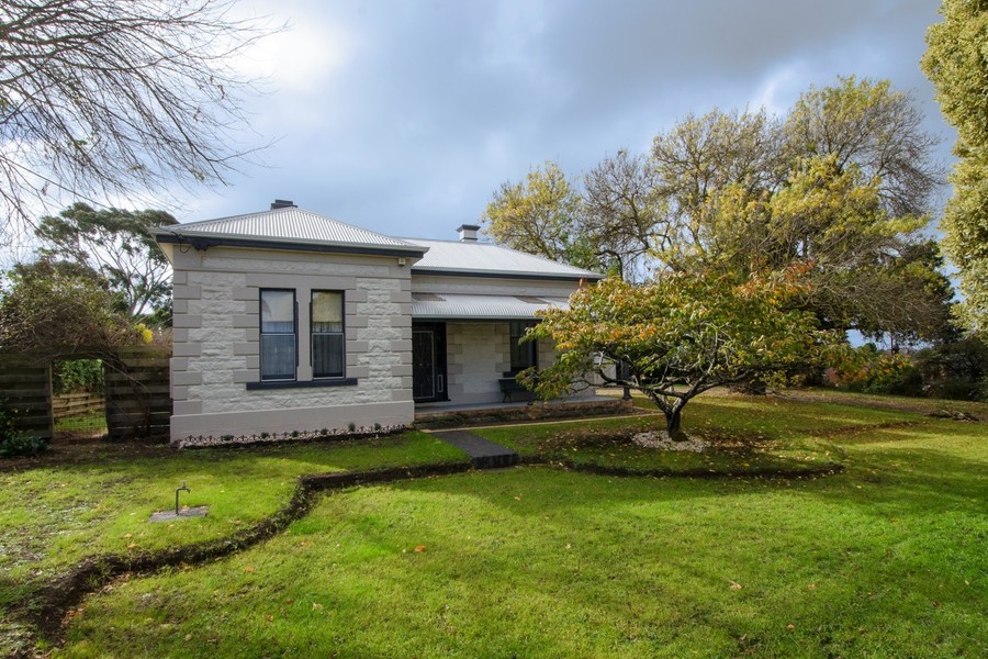 4 QUEENS AVENUE, MOUNT GAMBIER, 5290