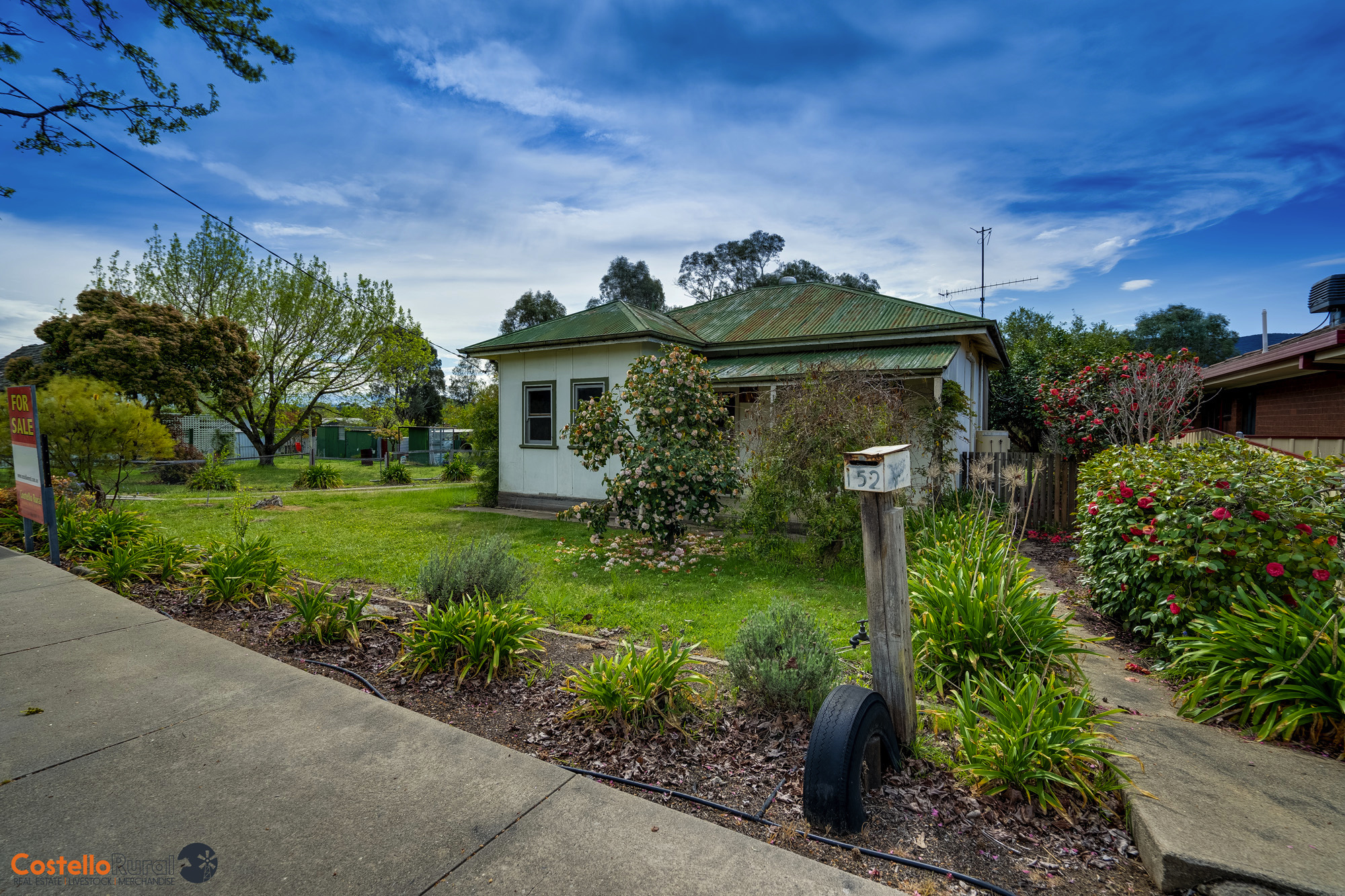 152 HANSON STREET, CORRYONG, 3707