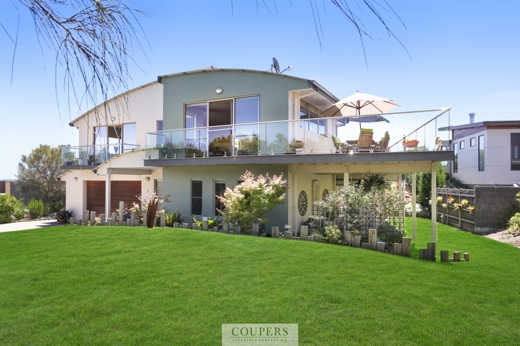 4 LAHINCH DR, FINGAL, 3939