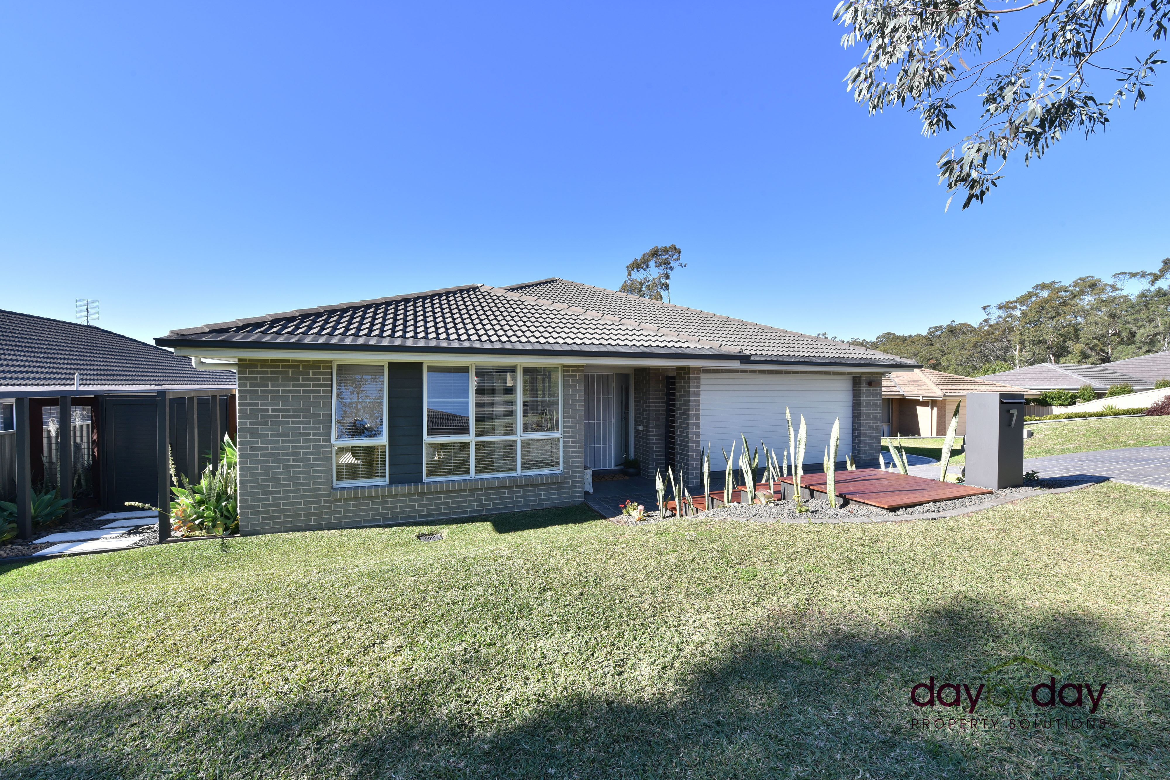 7 CRESTVIEW ST, FLETCHER, 2287