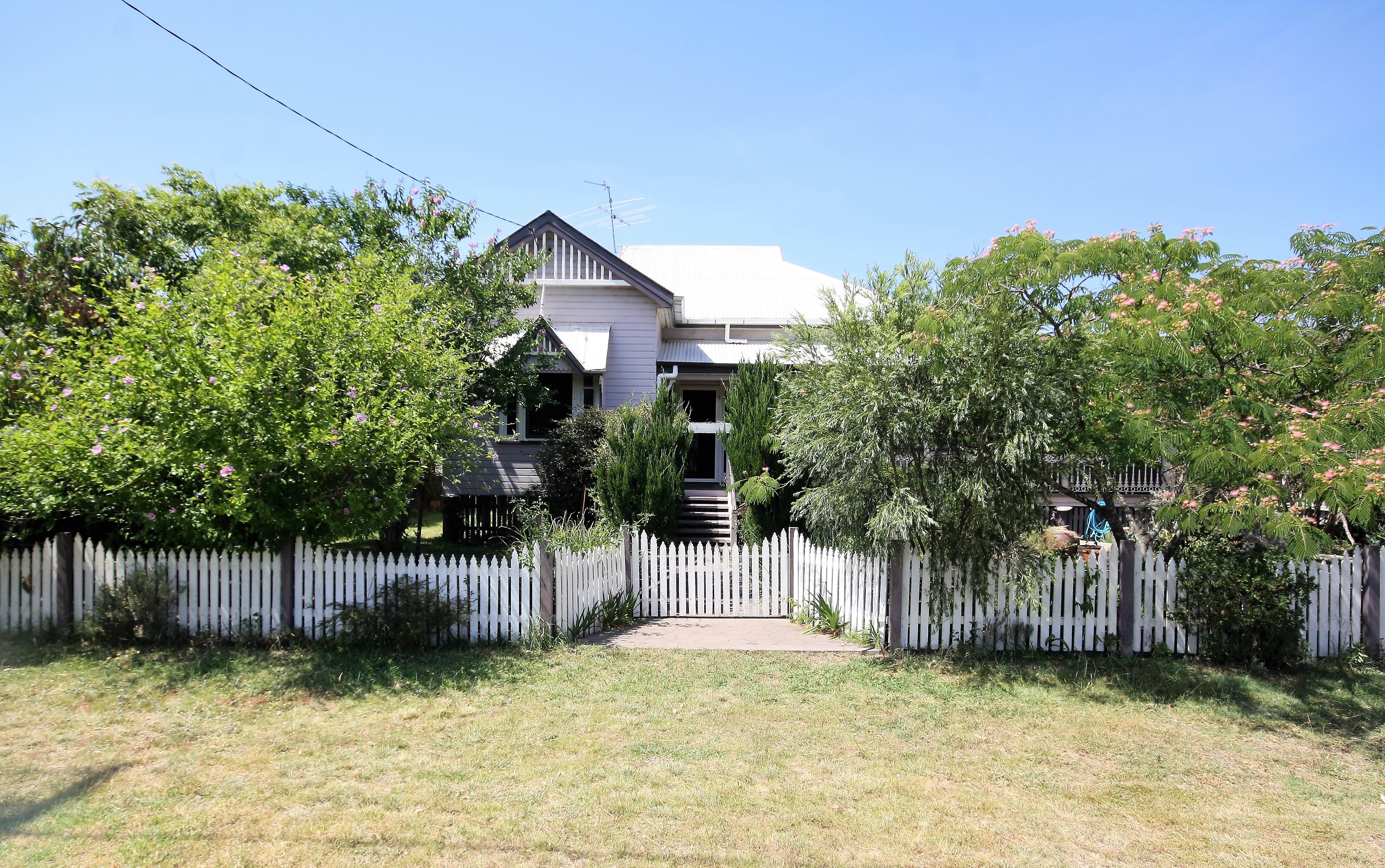 34 FITZROY ST, WARWICK, 4370