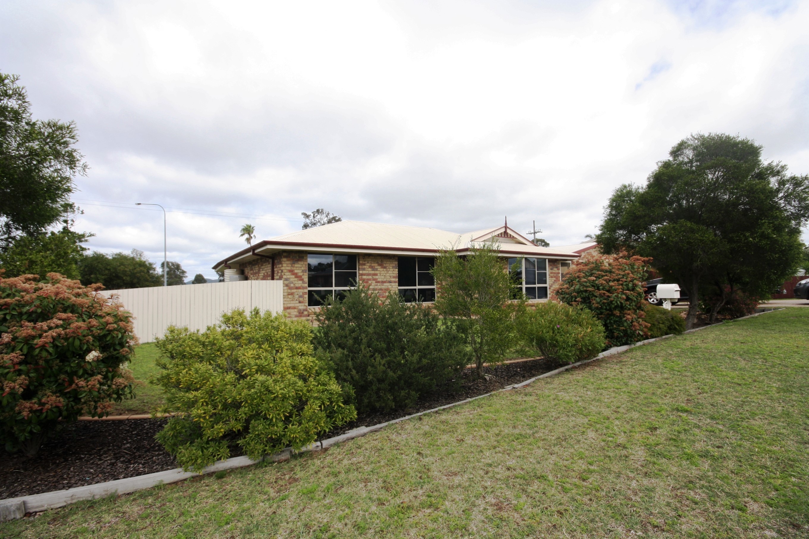 2 FLYNN DR, WARWICK, 4370