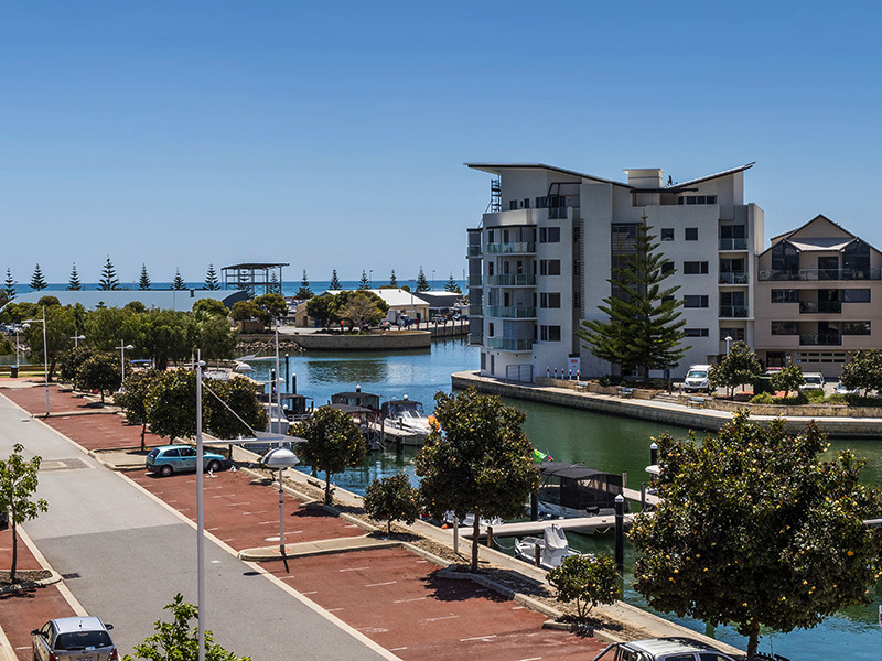 4/27 TREVISO MEWS, MANDURAH, 6210