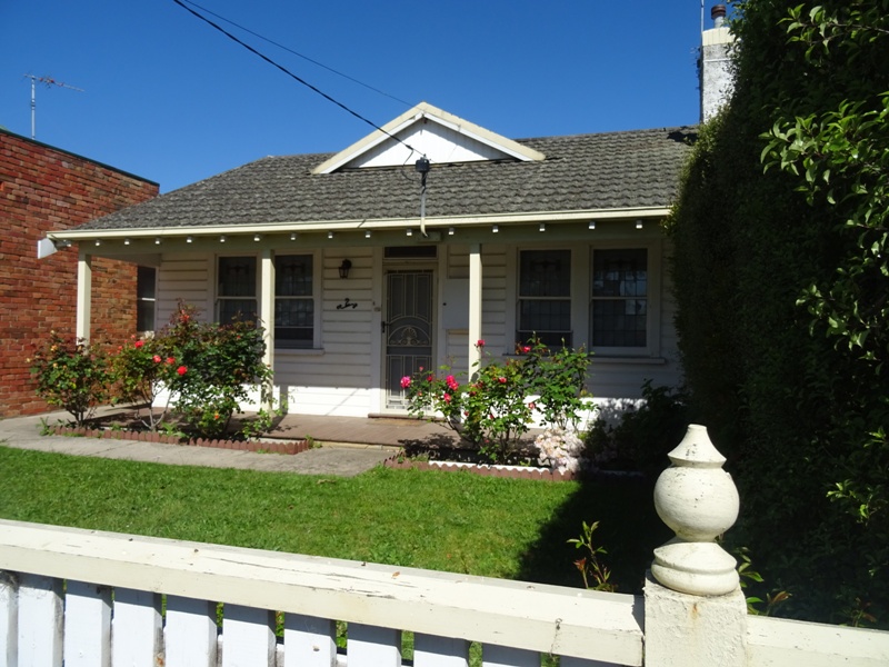 2 ASCOT STREET SOUTH, BALLARAT, 3350