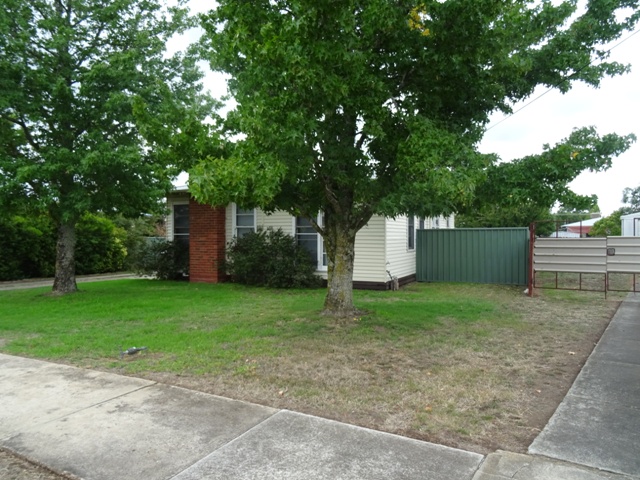 18 VIOLET GROVE, WENDOUREE, 3355