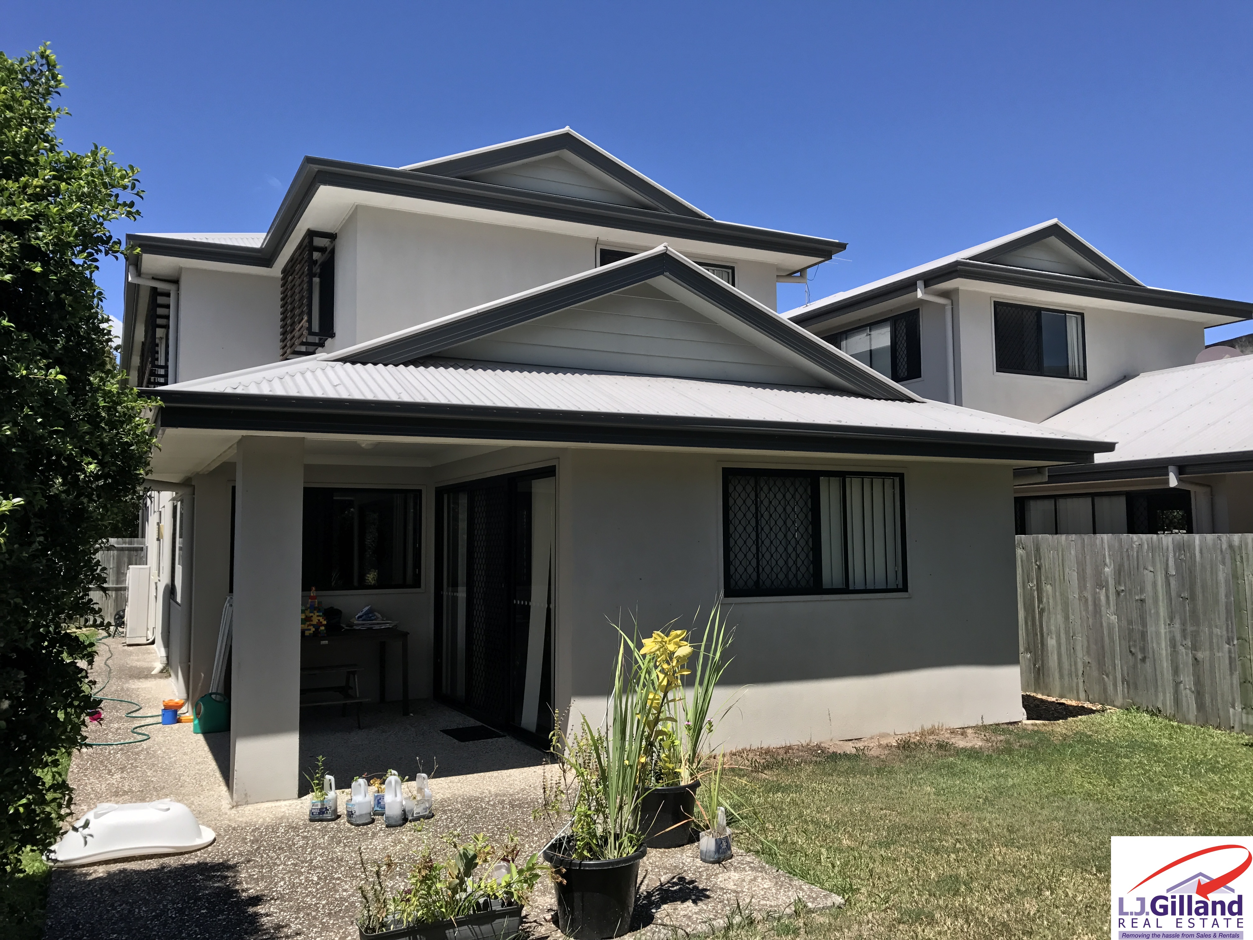 8A KARAWATHA STREET, SPRINGWOOD, 4127