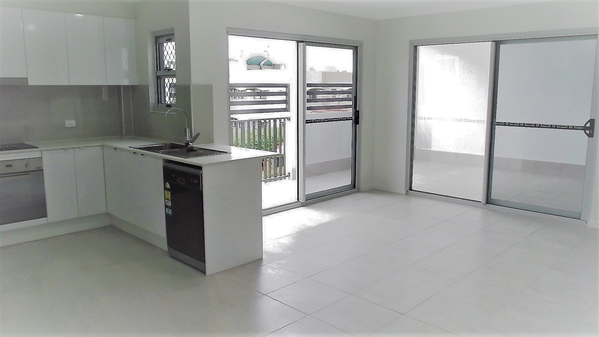 39 LANDSBOROUGH AVE, SCARBOROUGH, 4020