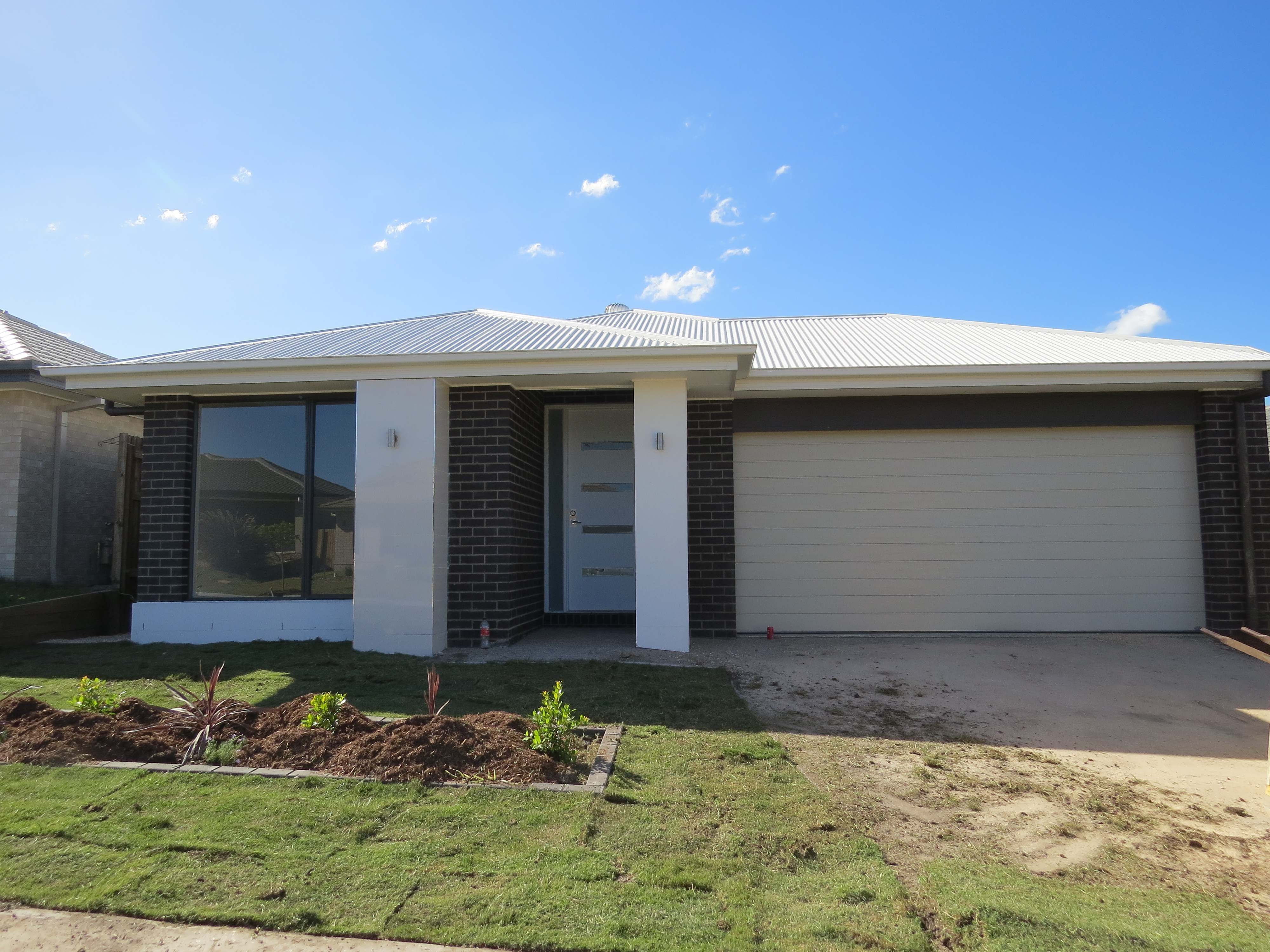14  LATHAM STREET, YARRABILBA, 4207