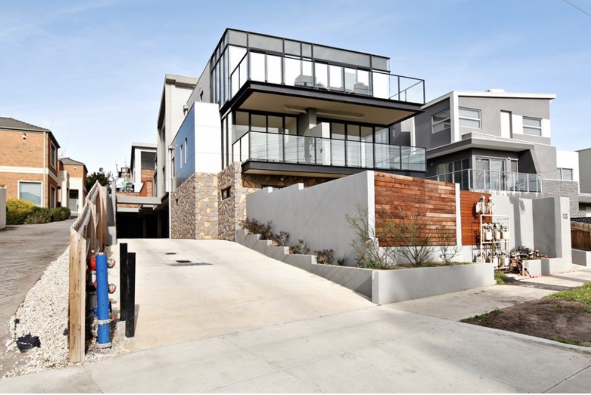 10/125 RALEIGH ROAD, MARIBYRNONG, 3032