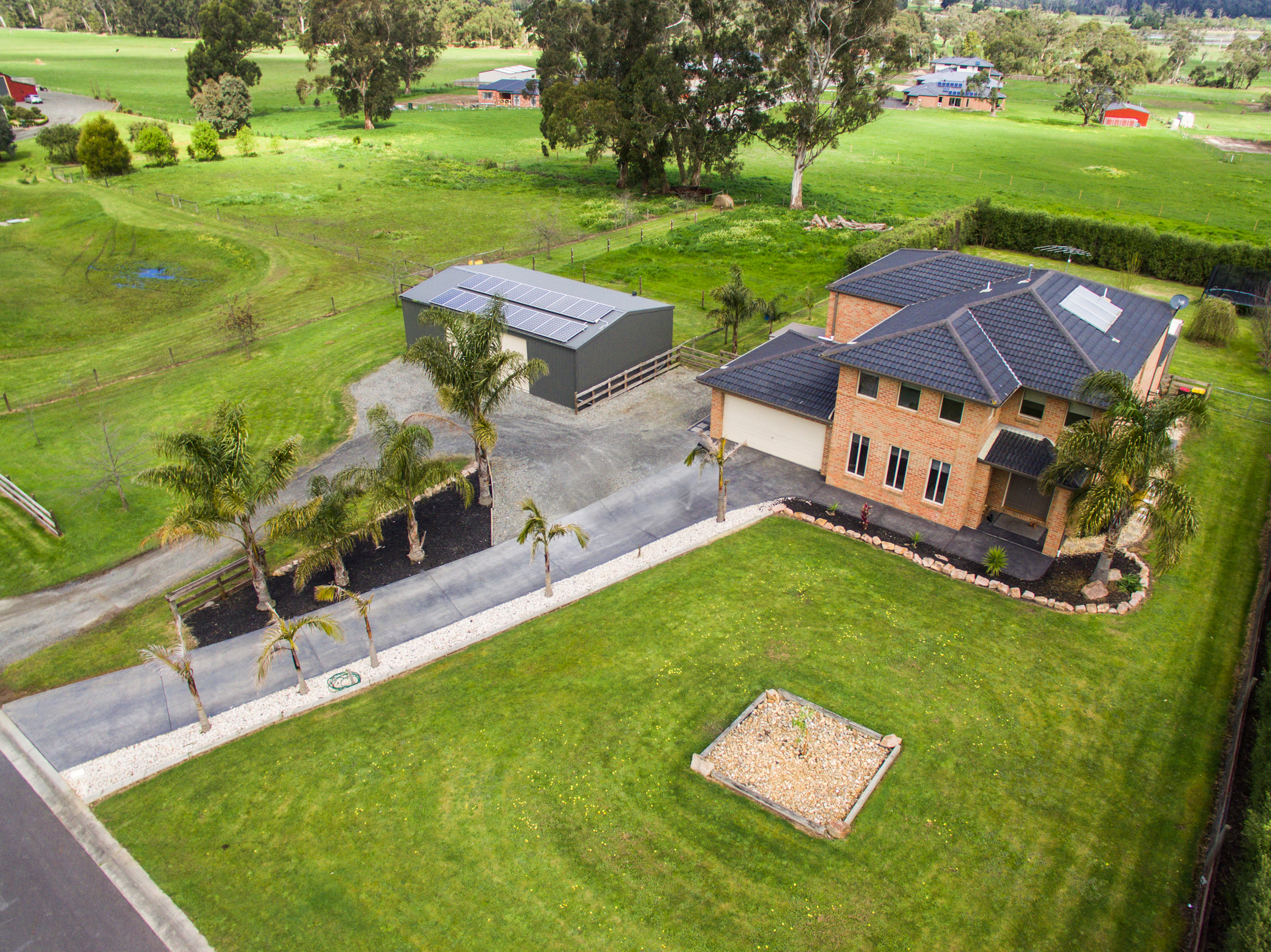 28 KAMANARI CRT, DROUIN, 3818