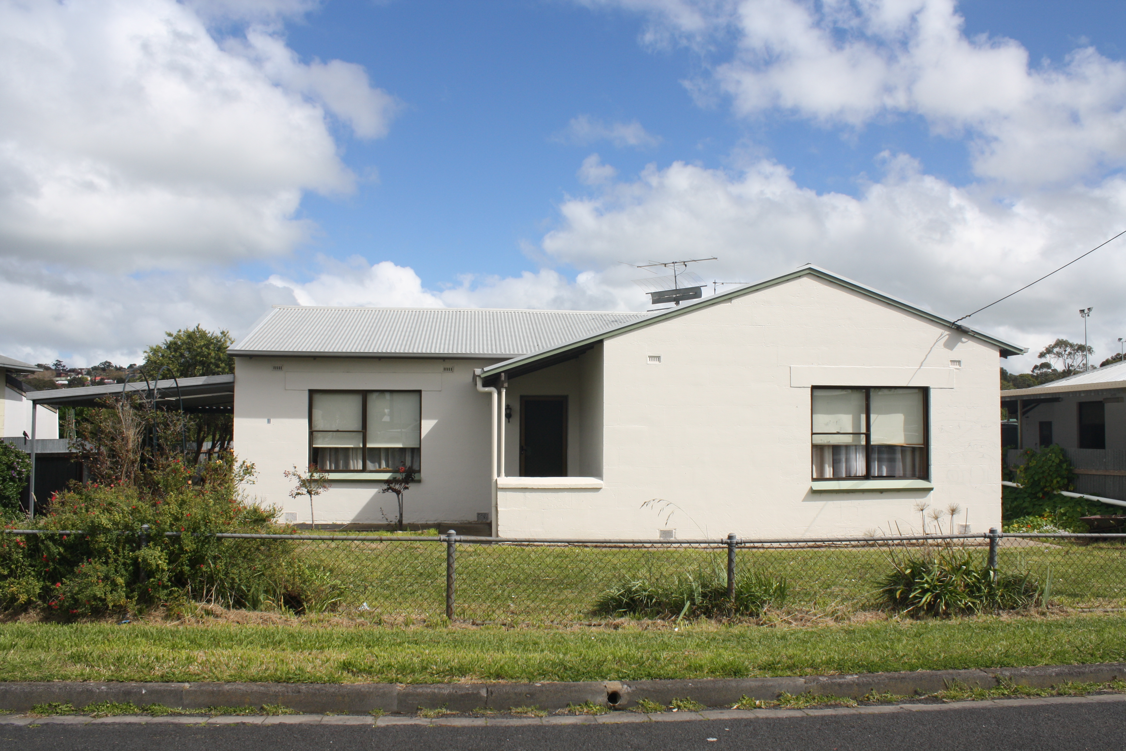 11 OOLNA STREET, MOUNT GAMBIER, 5290