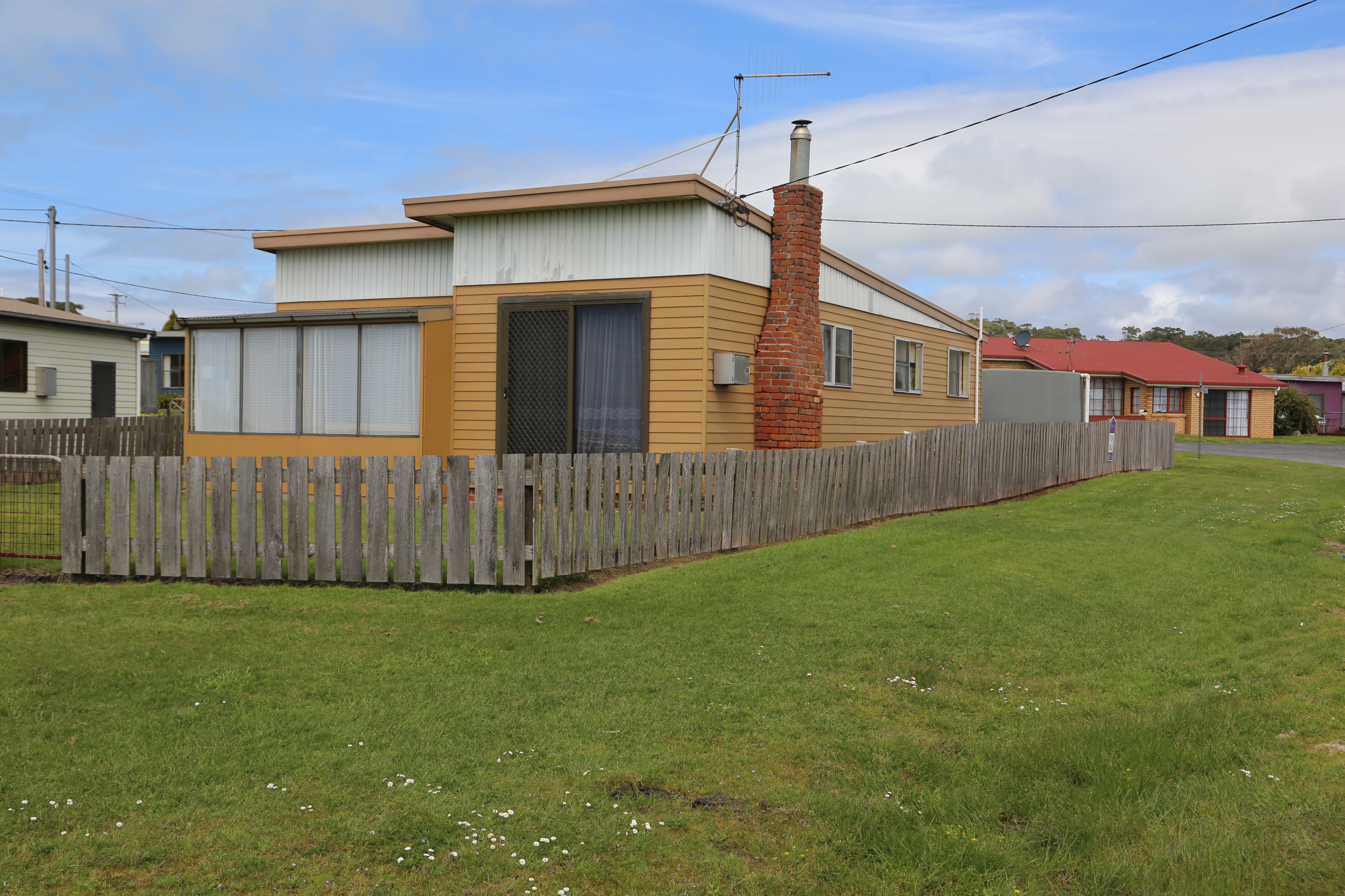 15 CHARLES STREET, CRAYFISH CREEK, 7321