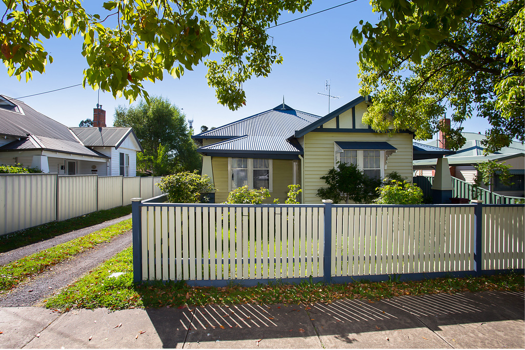 19  BREE ROAD, HAMILTON, 3300