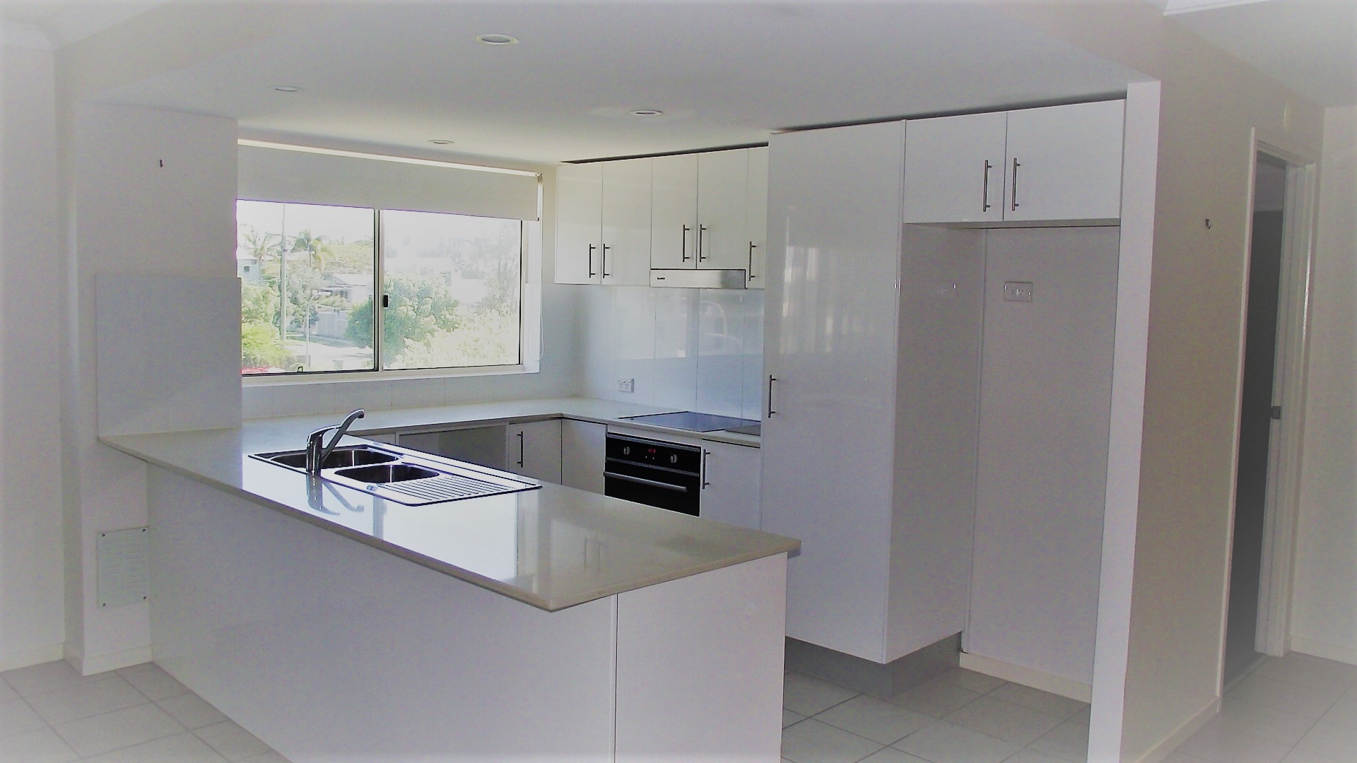 4/8 BUNTON ST, SCARBOROUGH, 4020