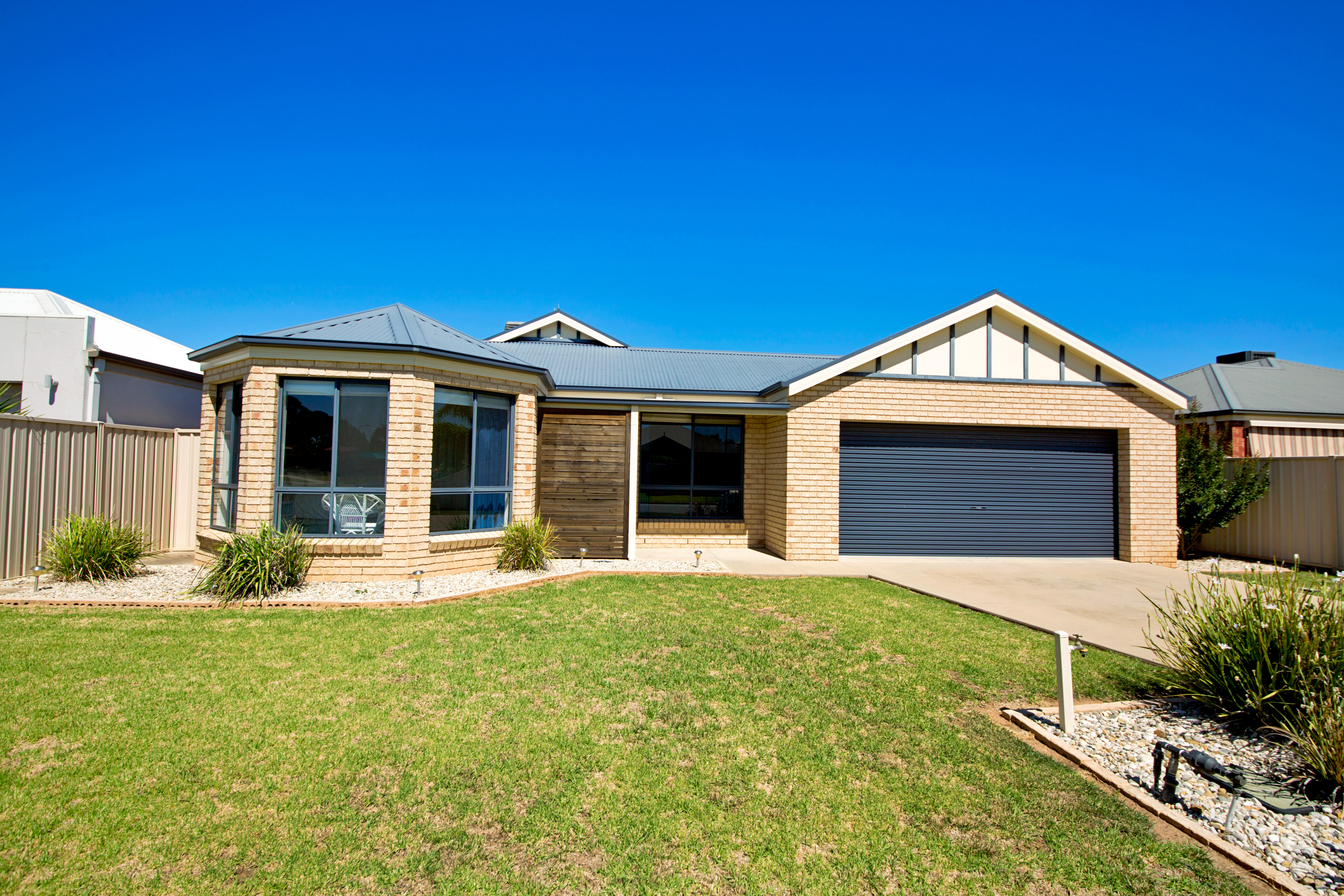 21 DERRY DRIVE, YARRAWONGA, 3730