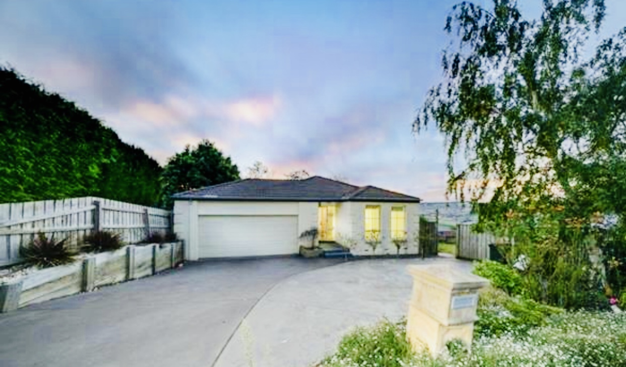 2 OUTLOOK DRIVE, DROUIN, 3818