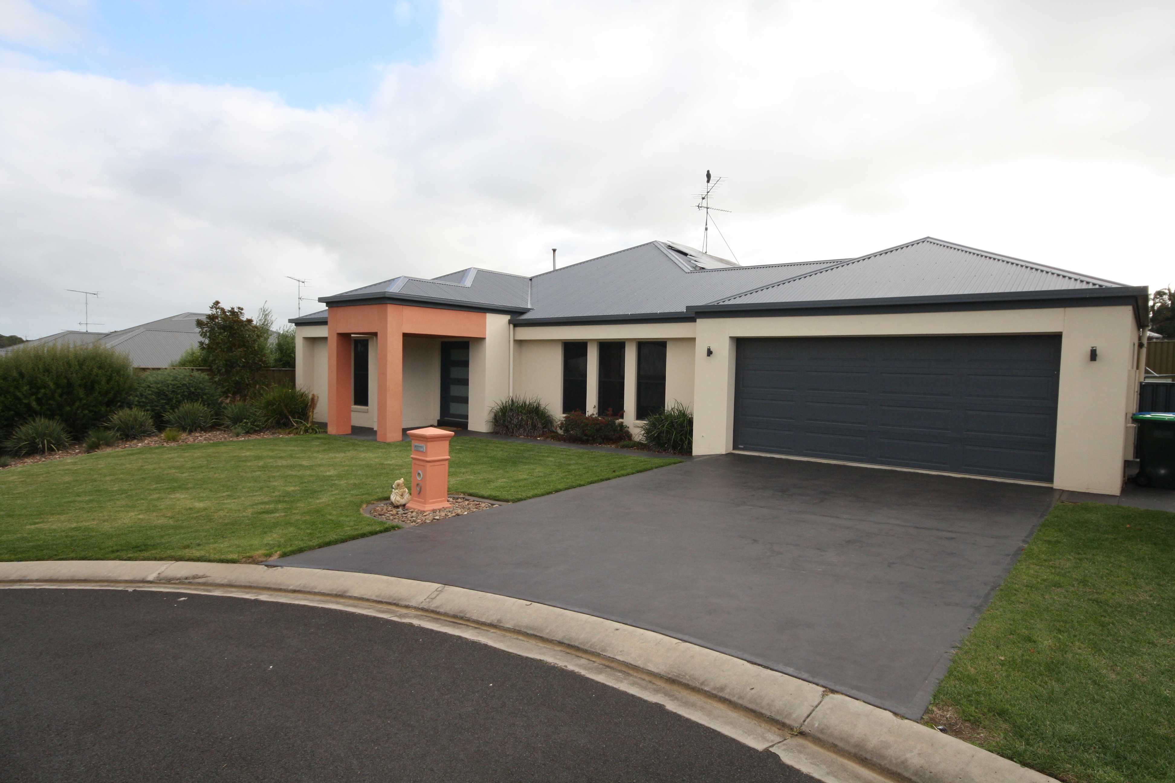 9 GEMSTONE COURT, MOUNT GAMBIER, 5290