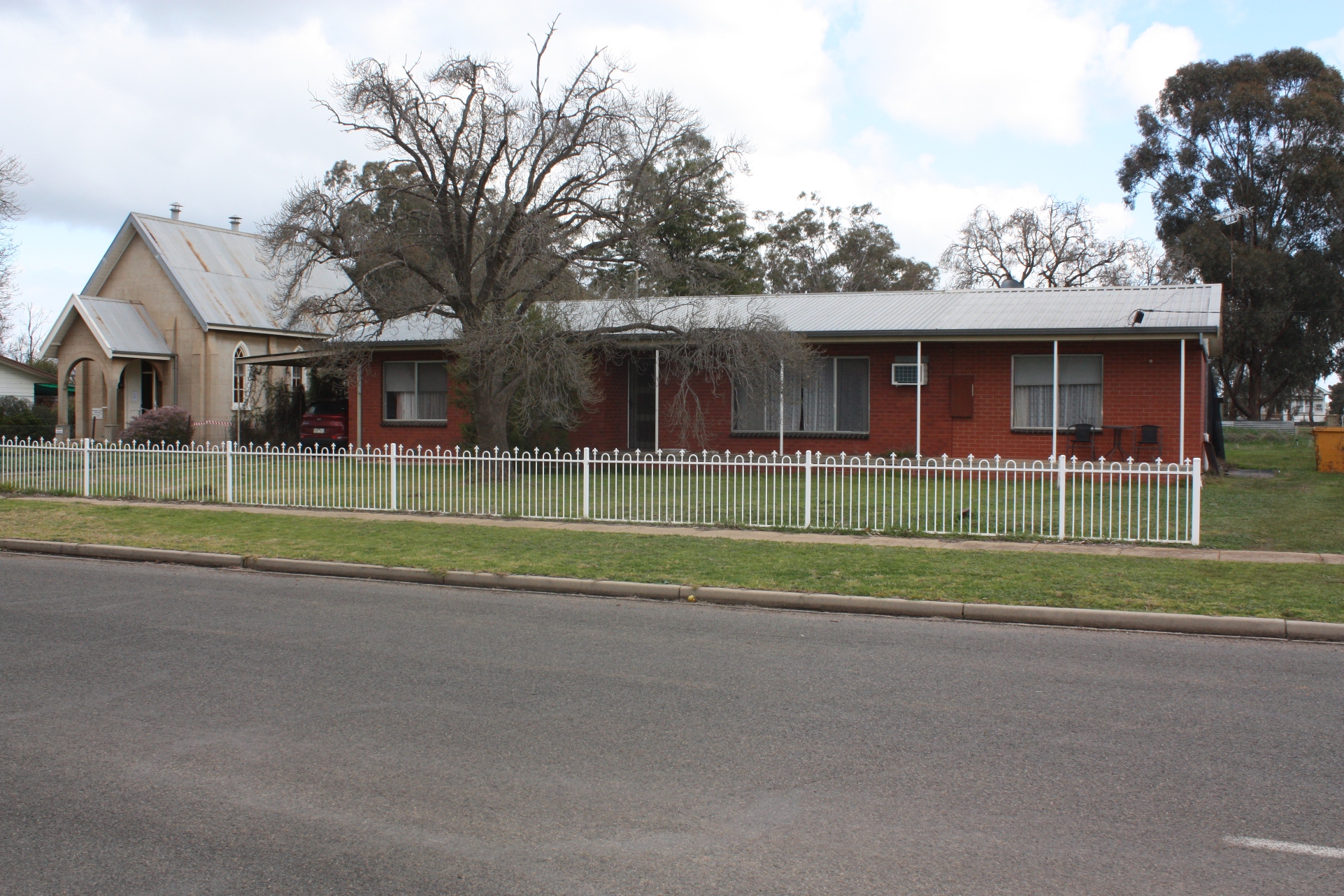 99 HALLS ROAD, GOORAMBAT, 3725