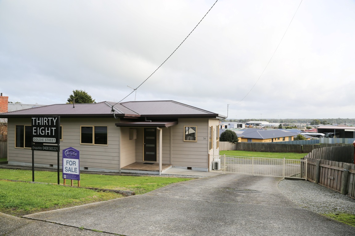 38 GOLDIE STREET, SMITHTON, 7330