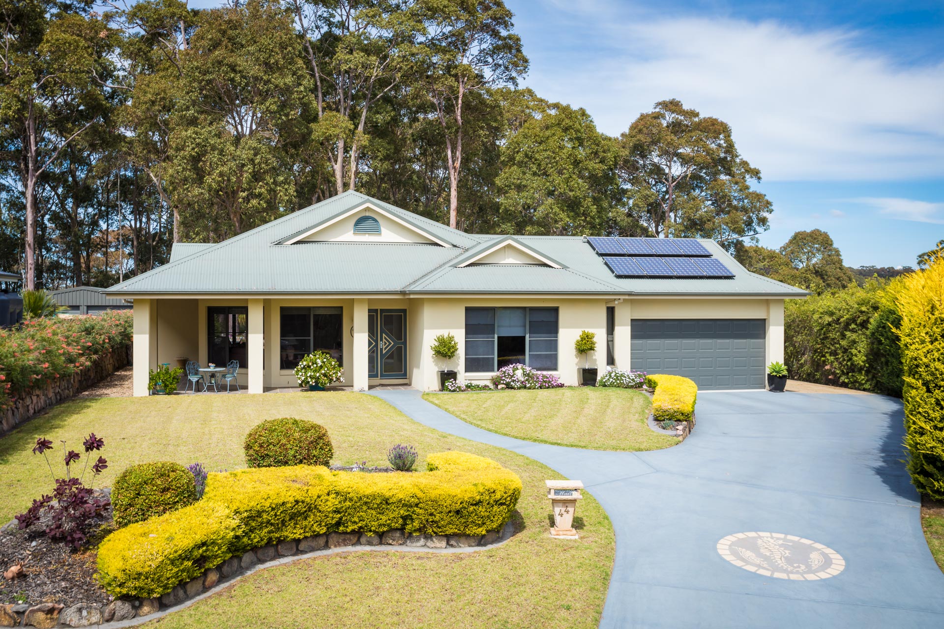 44 DAWN PARADE, KIANGA, 2546