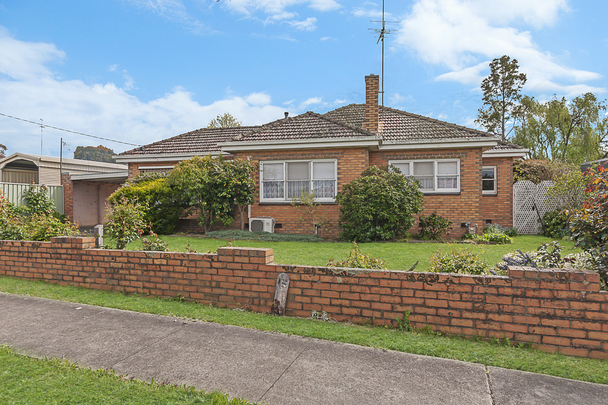 2 MILLMAN STREET, HAMILTON, 3300