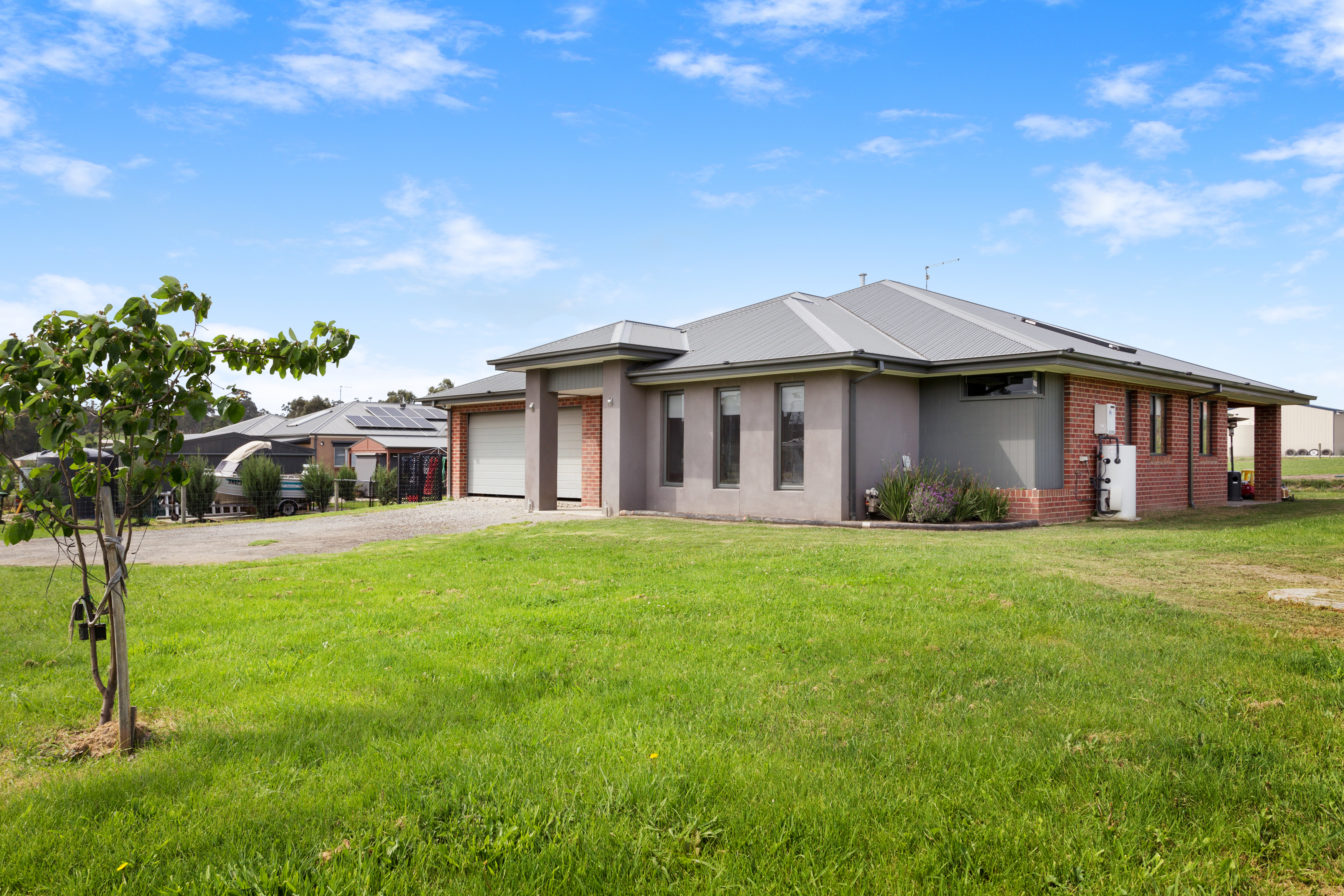 2 SHADY CLOSE, DROUIN, 3818