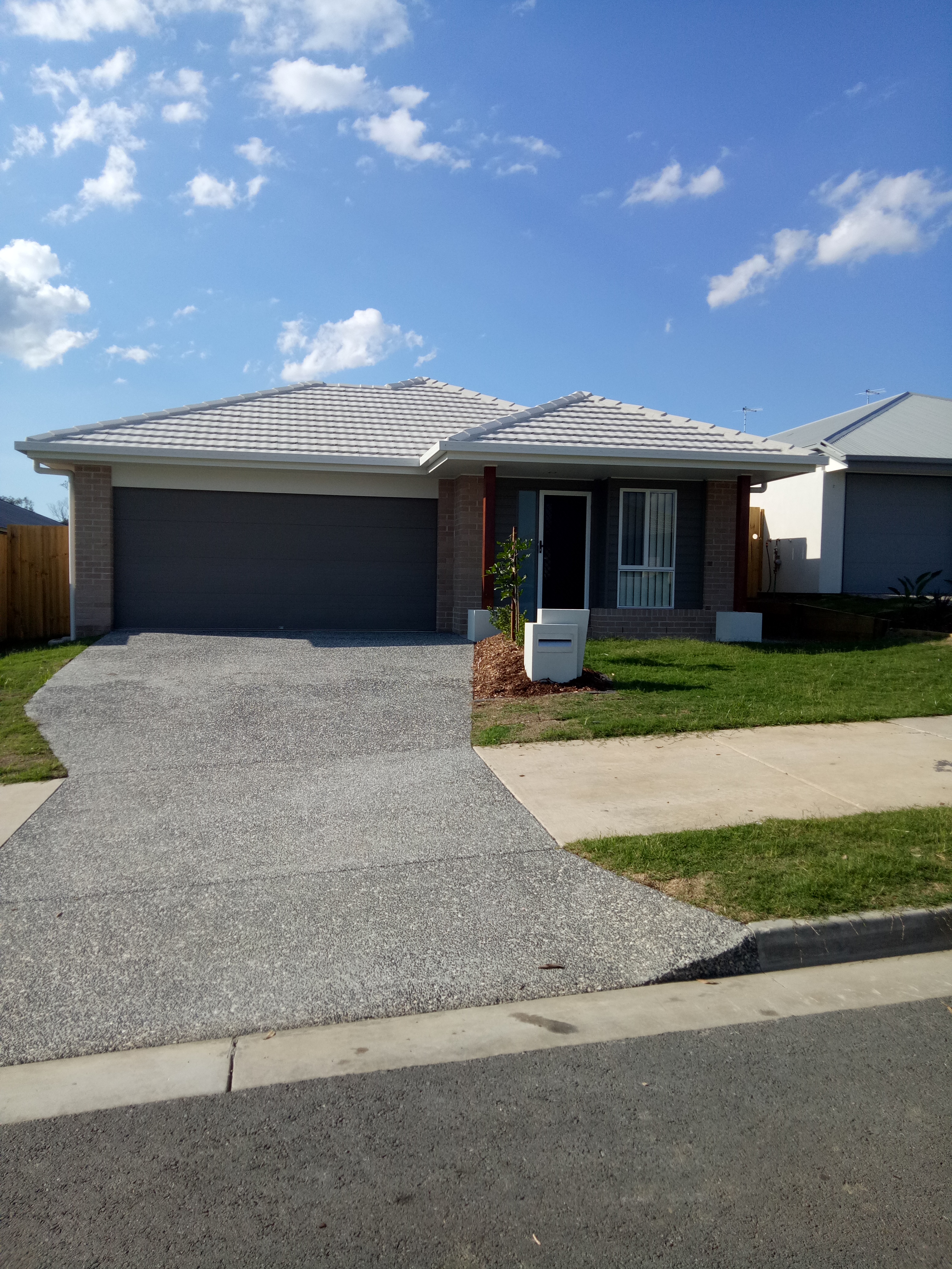 81 DIAMANTINA BOULEVARD, BRASSALL, 4305
