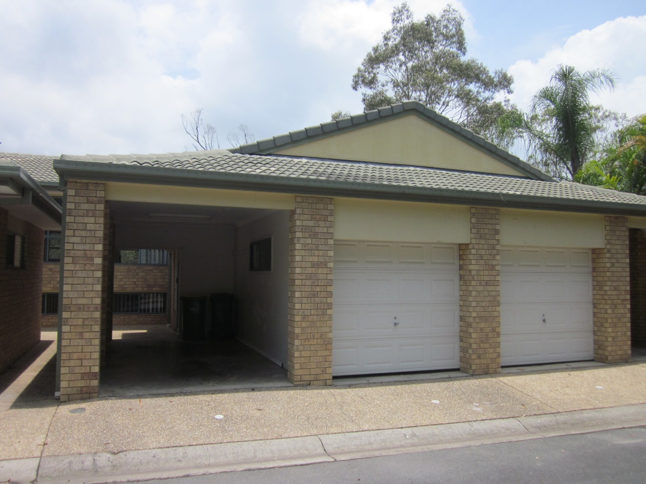 6 CRESTRIDGE CRES, OXENFORD, 4210