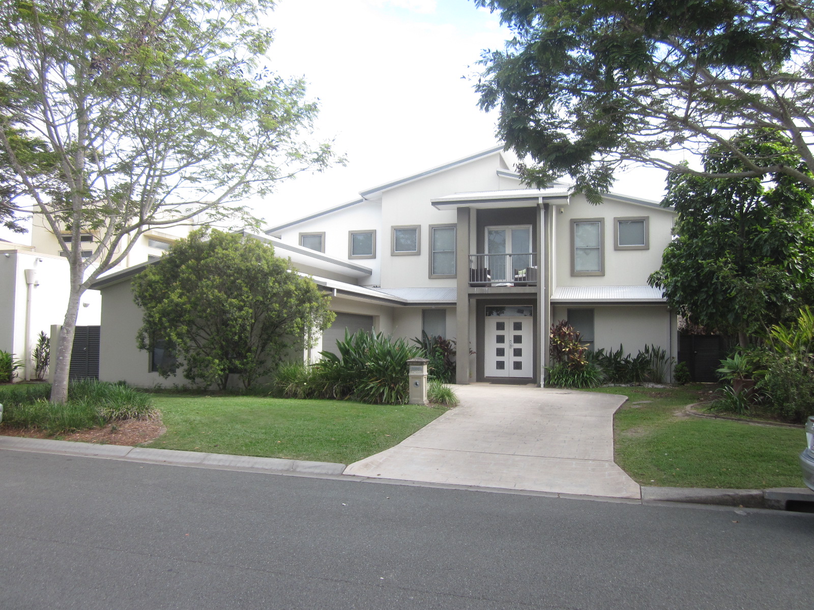 5006 EMERALD ISLANDS DRIVE, CARRARA, 4211