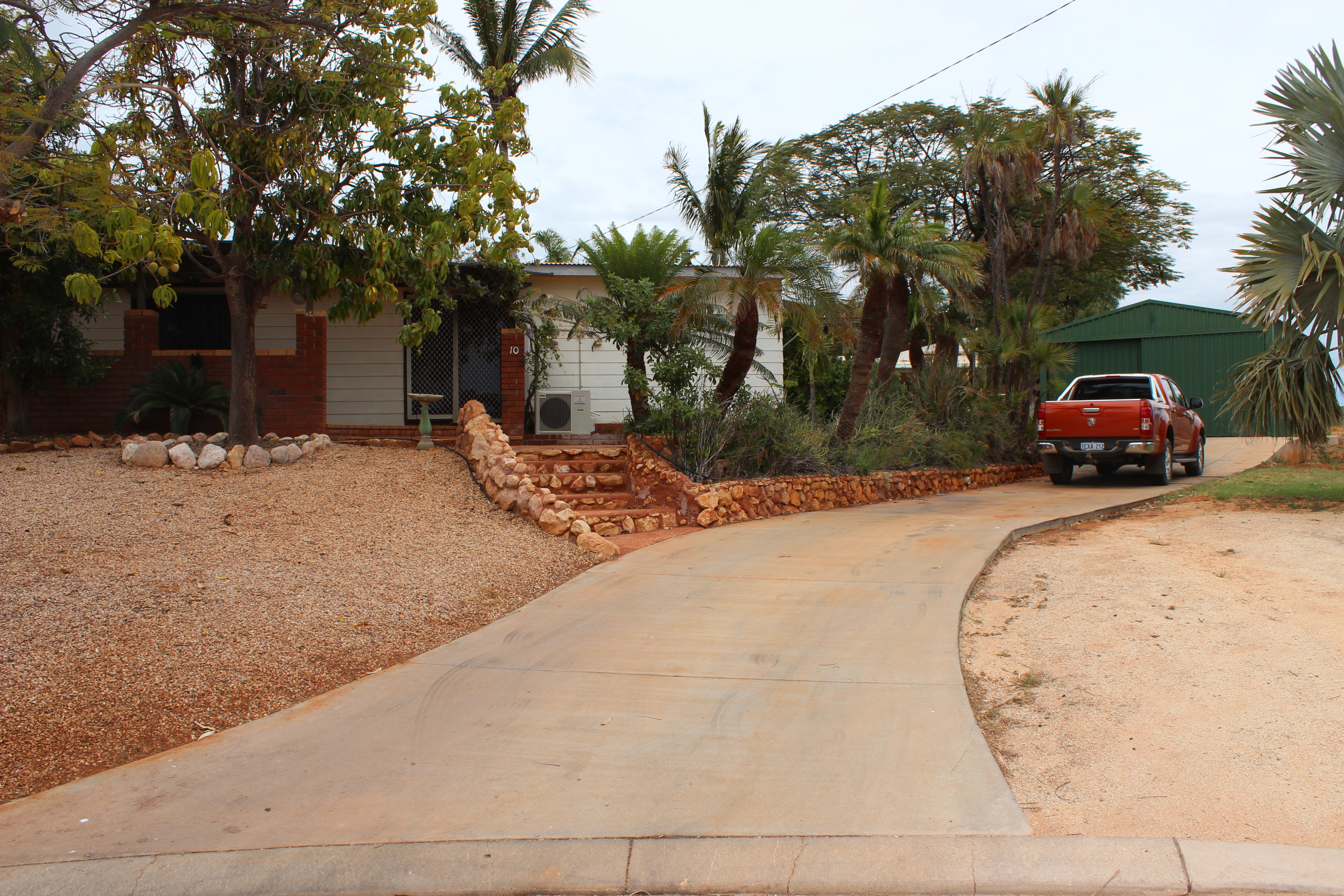 10 WARREN WAY, EXMOUTH, 6707